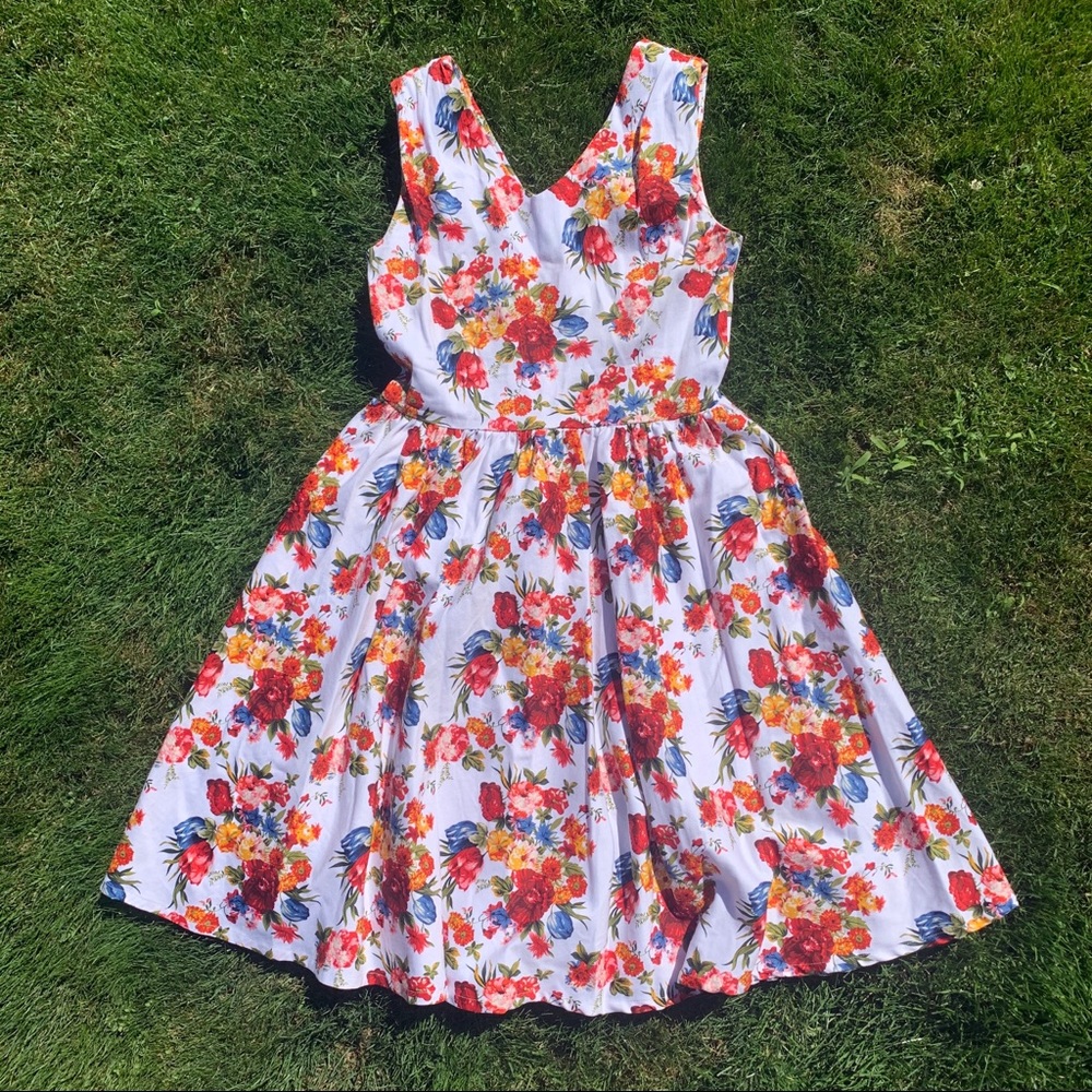 Vintage Floral Swing Dress size 6